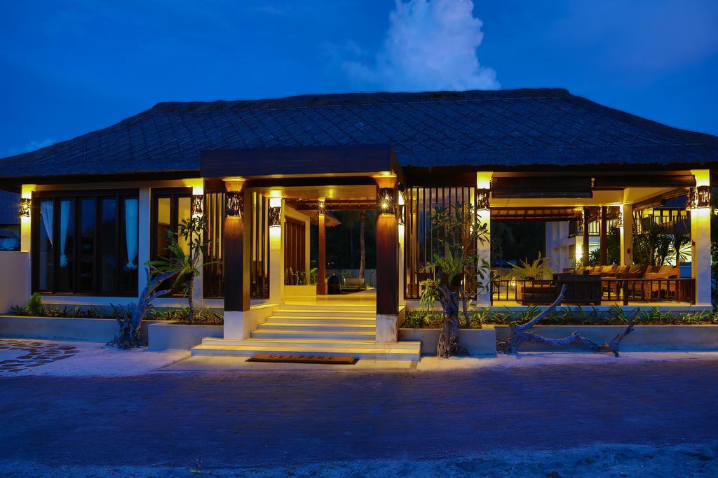 Mala Garden Resort And Spa Гили Траванган Экстерьер фото