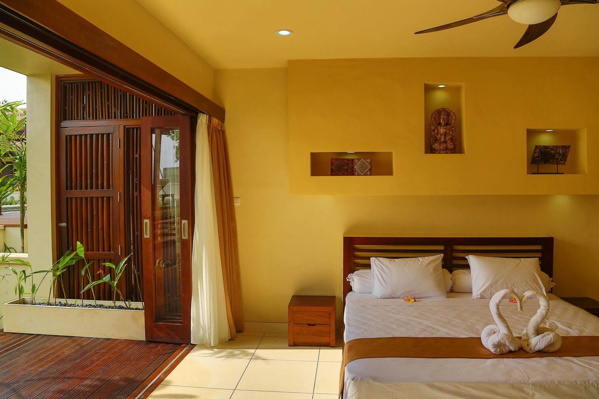 Mala Garden Resort And Spa Гили Траванган Экстерьер фото